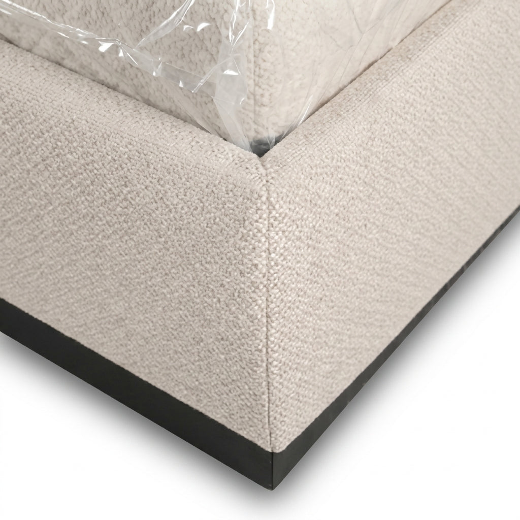 CAMA MAJESTY