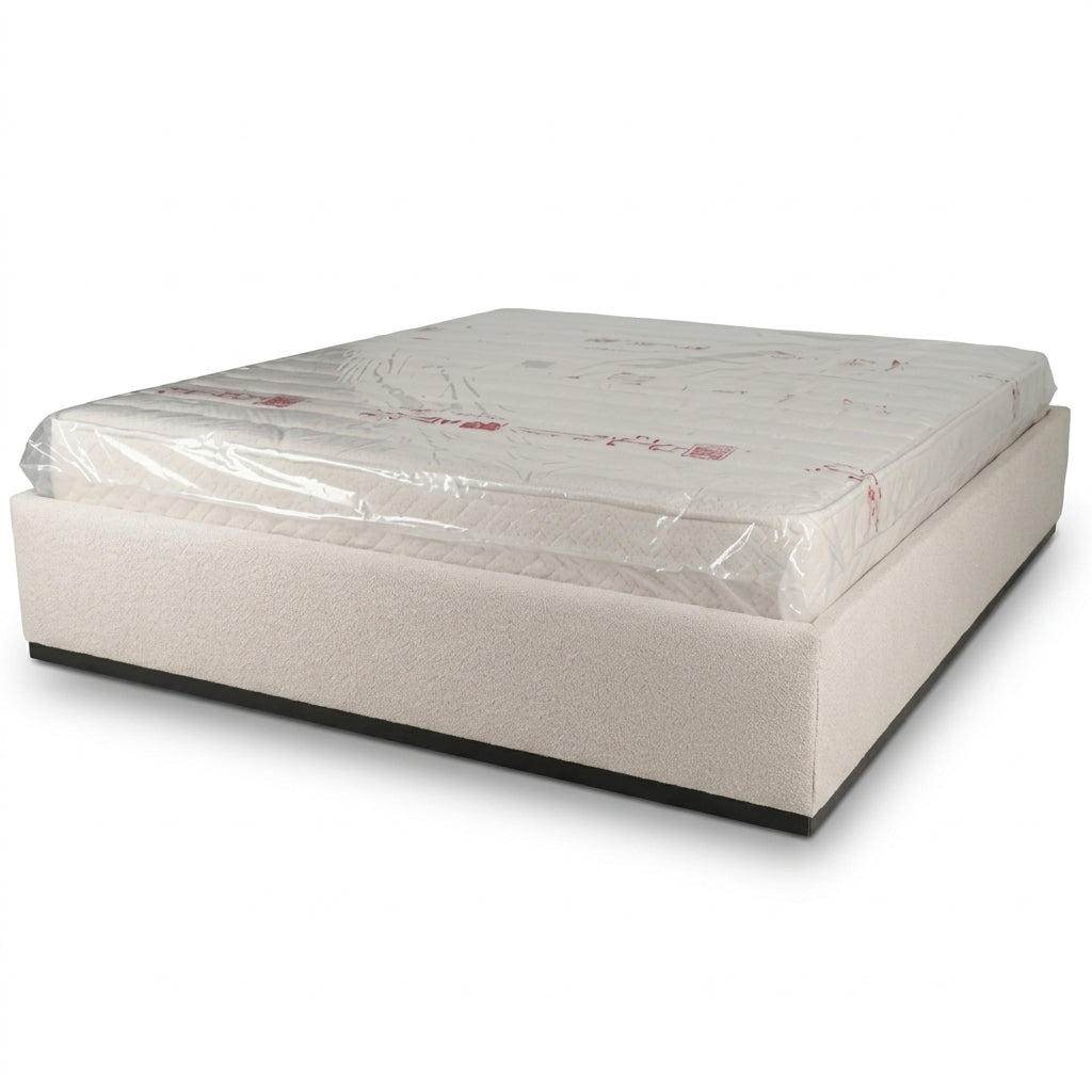 CAMA MAJESTY
